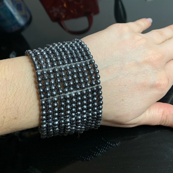 Metallic grey beads bracelet 🌚 - Picture 5 of 6